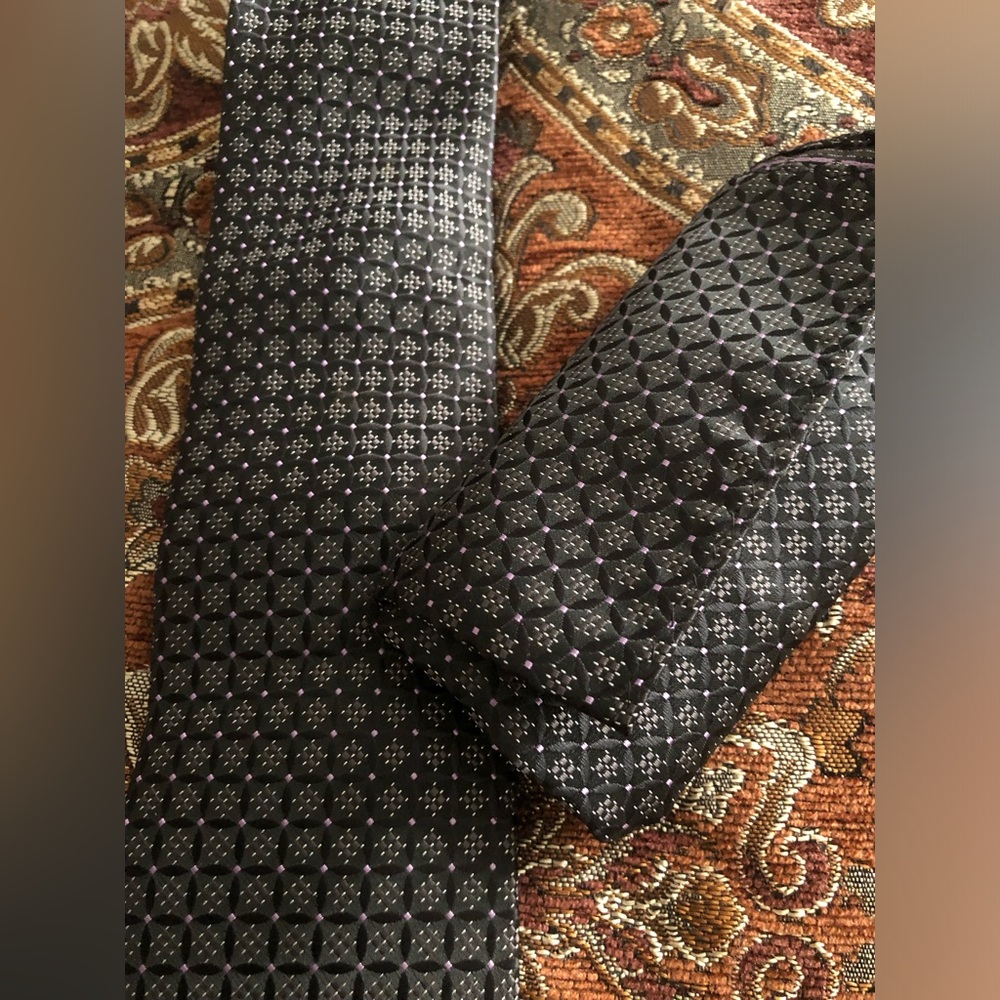 Concepts neck tie